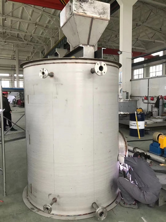 浙江如何设计安全可靠的尿素溶液储罐并进行应用